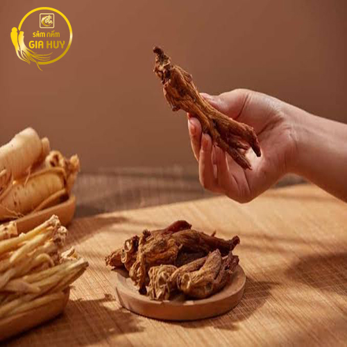 Các dạng thành phẩm hồng sâm thường giữ lại nhiều hoạt chất đặc trưng như ginsenoside.